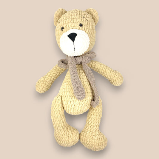 Full view of 22 inches*12 Inches chunky yarn teddy 